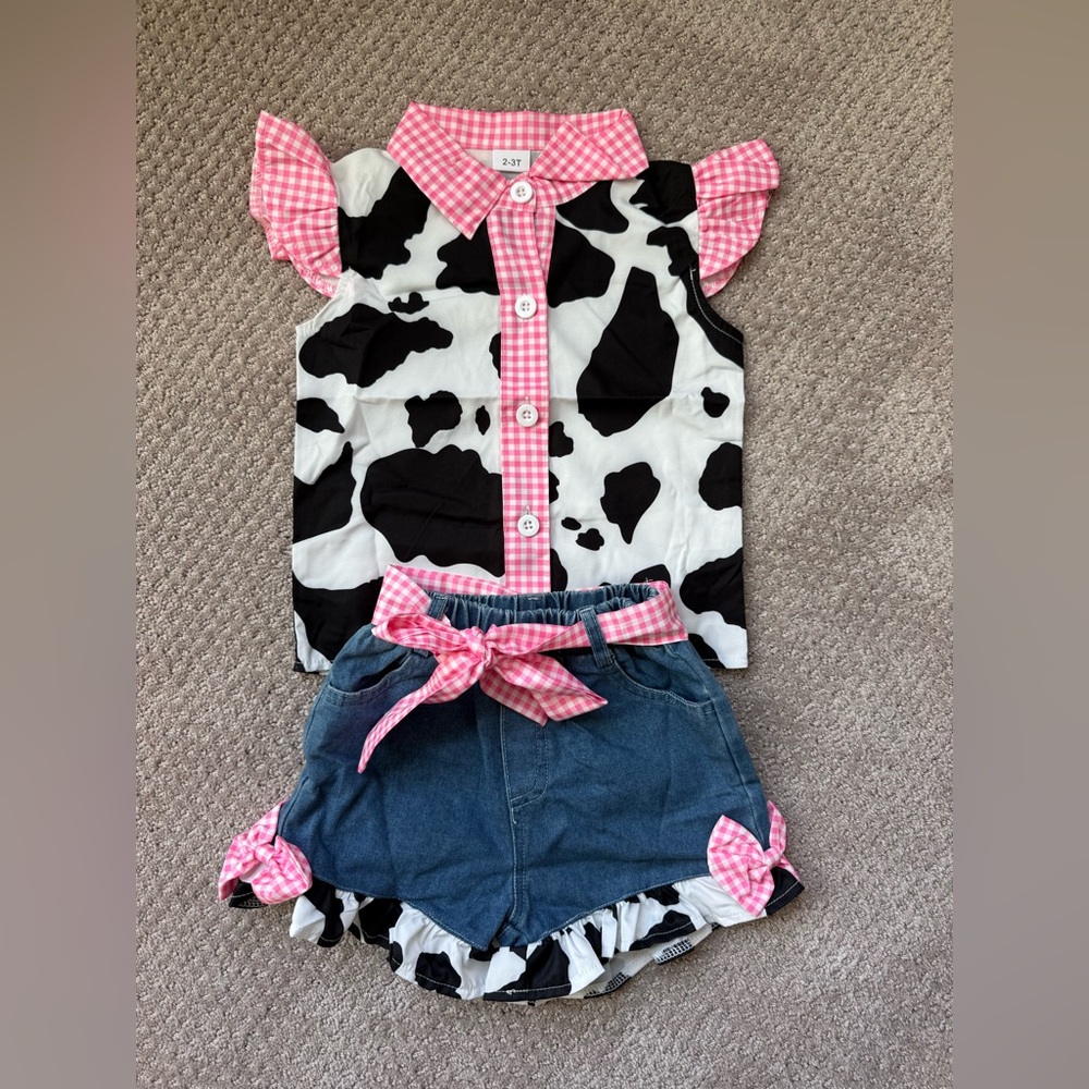 Toddler Girl 2T-3T Cow Print Top & Denim Shorts Set NWT